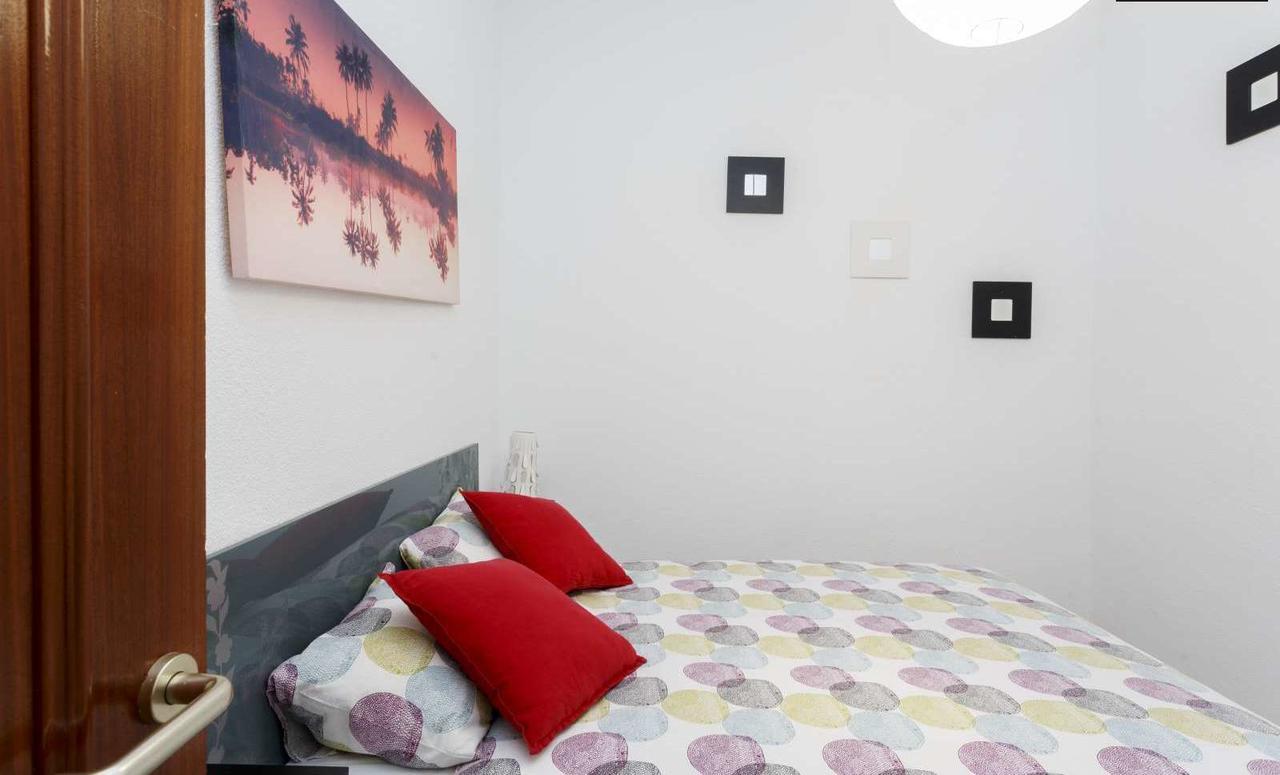Appartement Latina à Madrid Extérieur photo