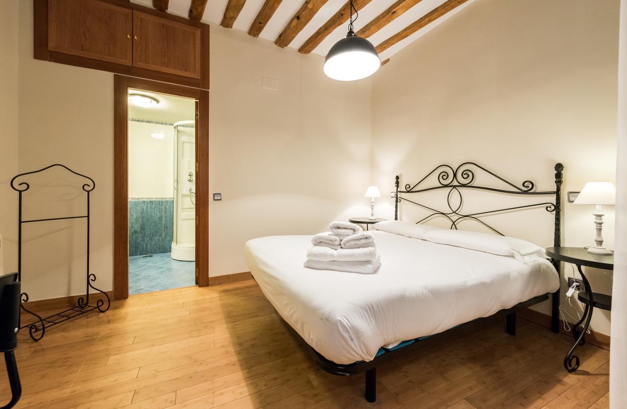 Appartement Latina à Madrid Extérieur photo